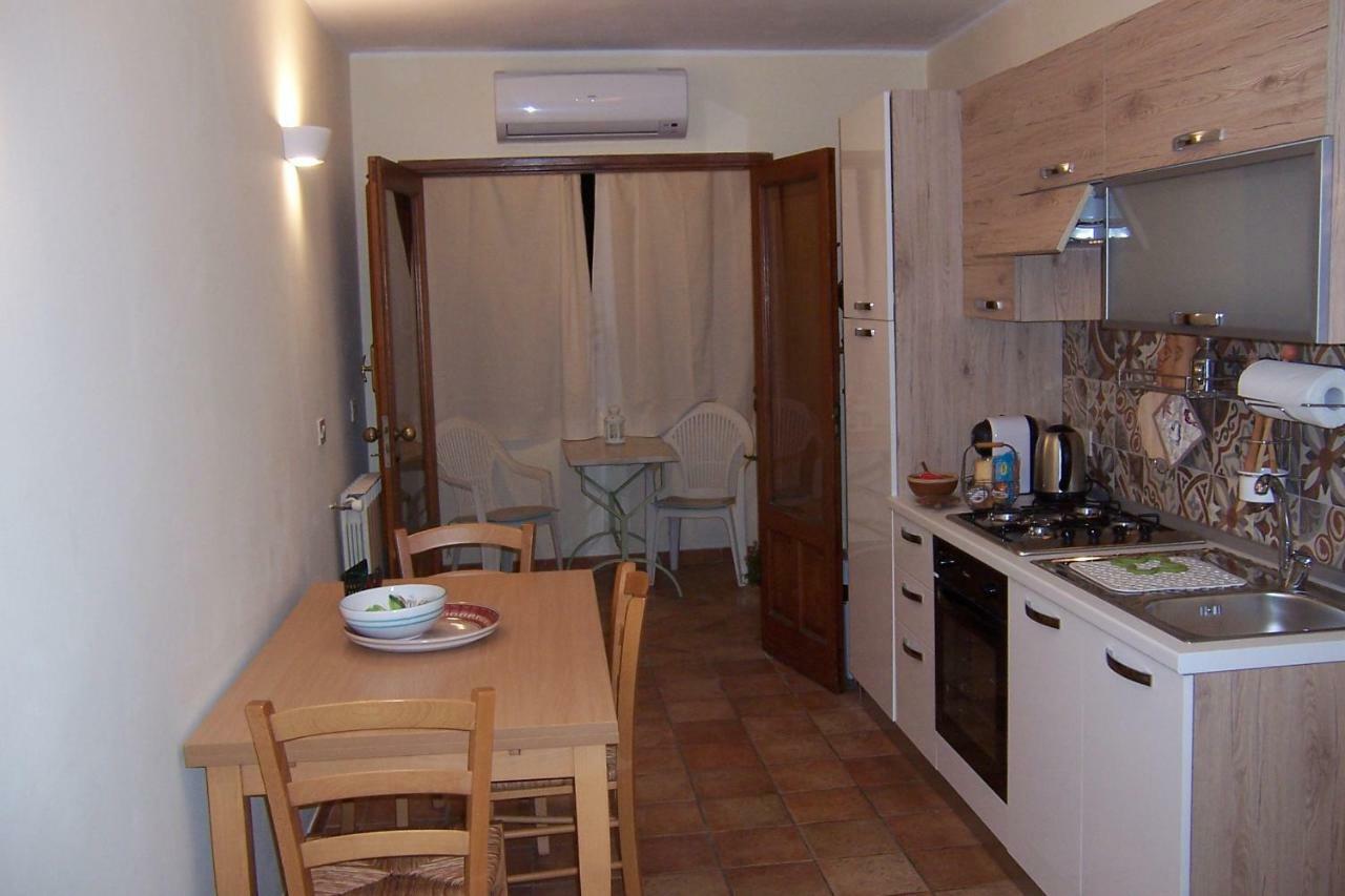Mechome Apt Taormina Exterior photo